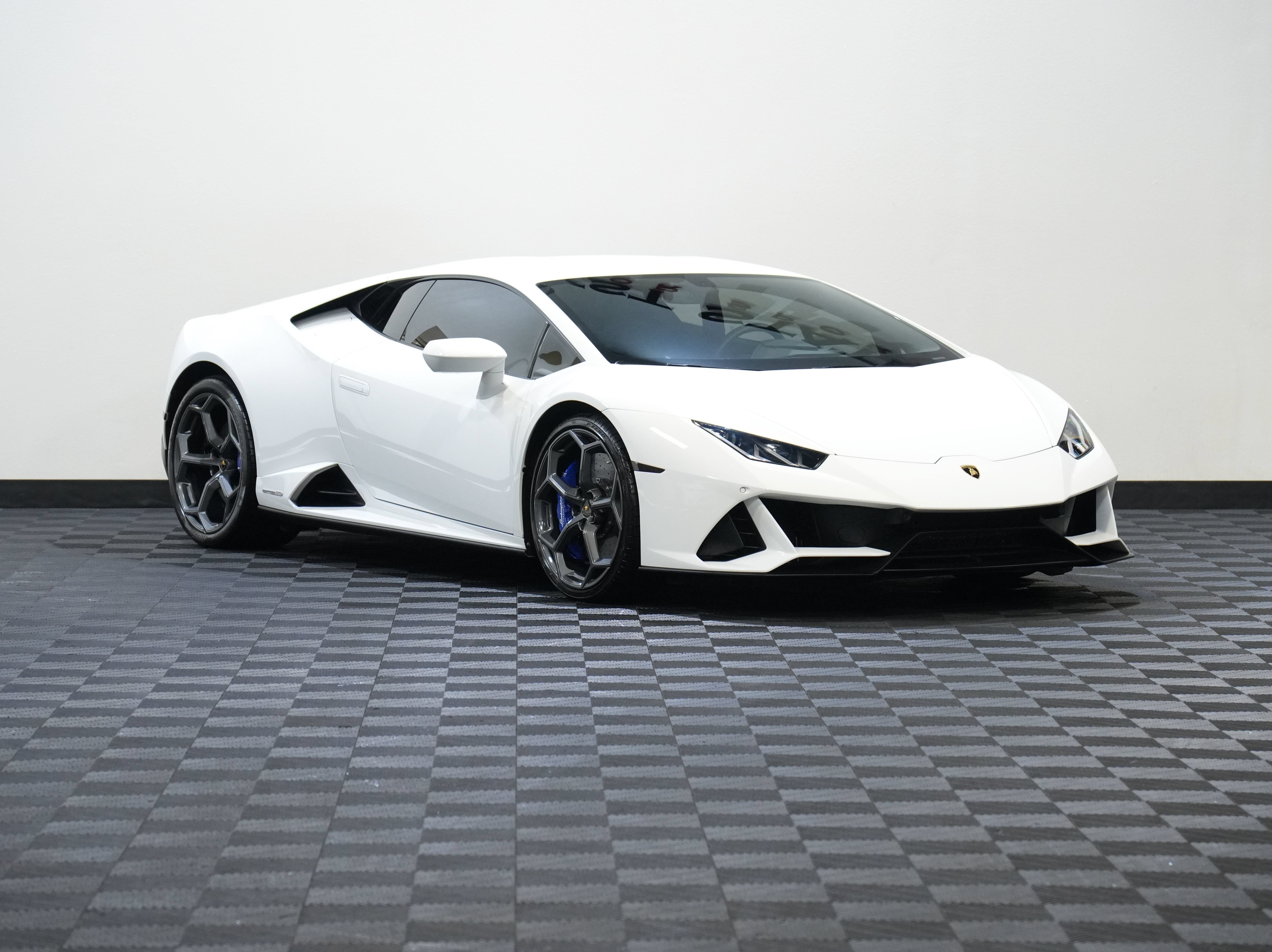 Used 2020 Lamborghini Huracan EVO AWD/4WD image 5