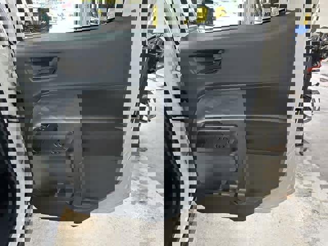 New 2025 Ford Maverick XL w/ Equipment Group 101A image 45