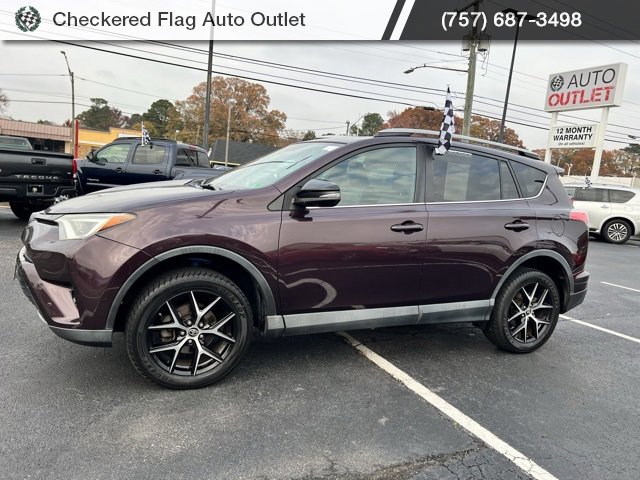 Used 2017 Toyota RAV4 SE image 2