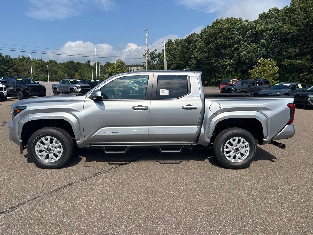 Used 2026 Toyota Tacoma 4x4 Double Cab image 3