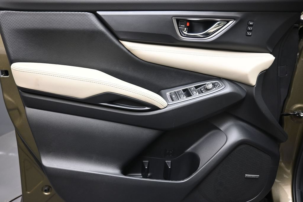 New 2026 Subaru Ascent Limited AWD/4WD image 25