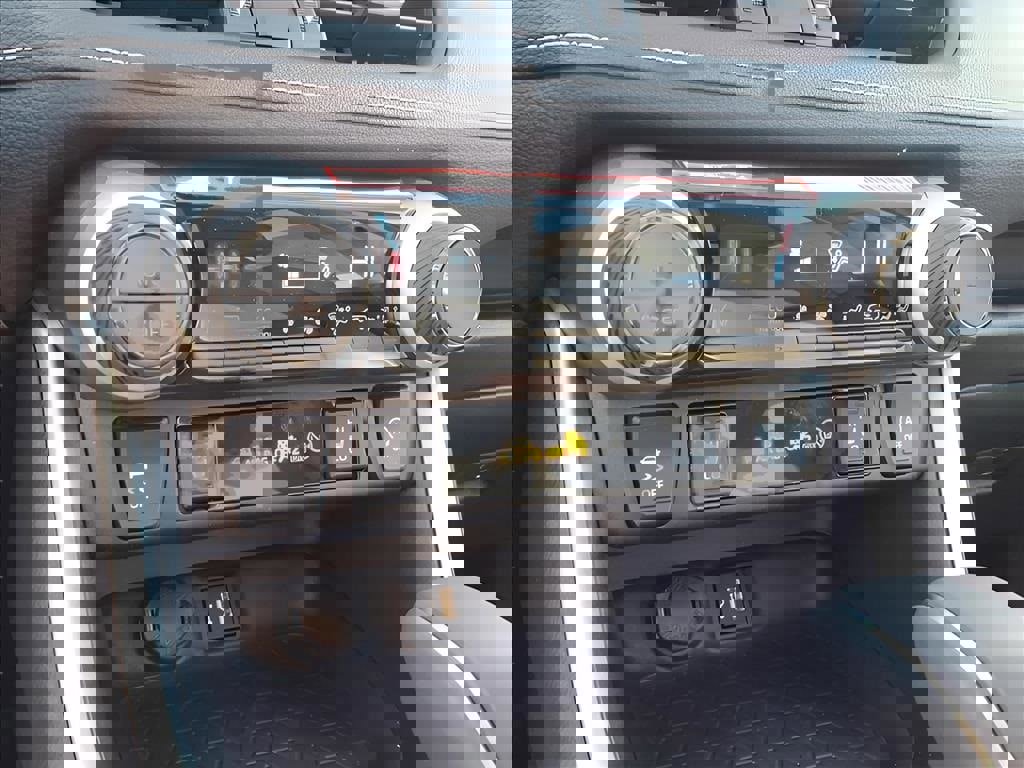 New 2025 Toyota RAV4 XLE Premium image 18