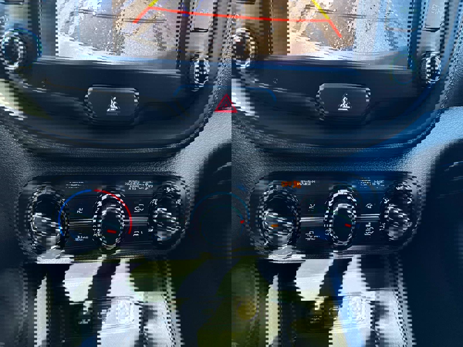 Used 2023 Kia Soul LX image 22