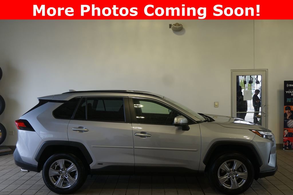 Used 2023 Toyota RAV4 XLE image 2