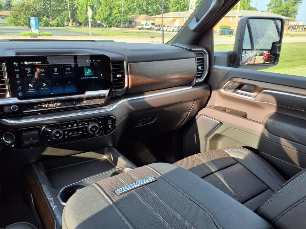 New 2025 Chevrolet Silverado 2500 High Country w/ High Country Premium Package image 12