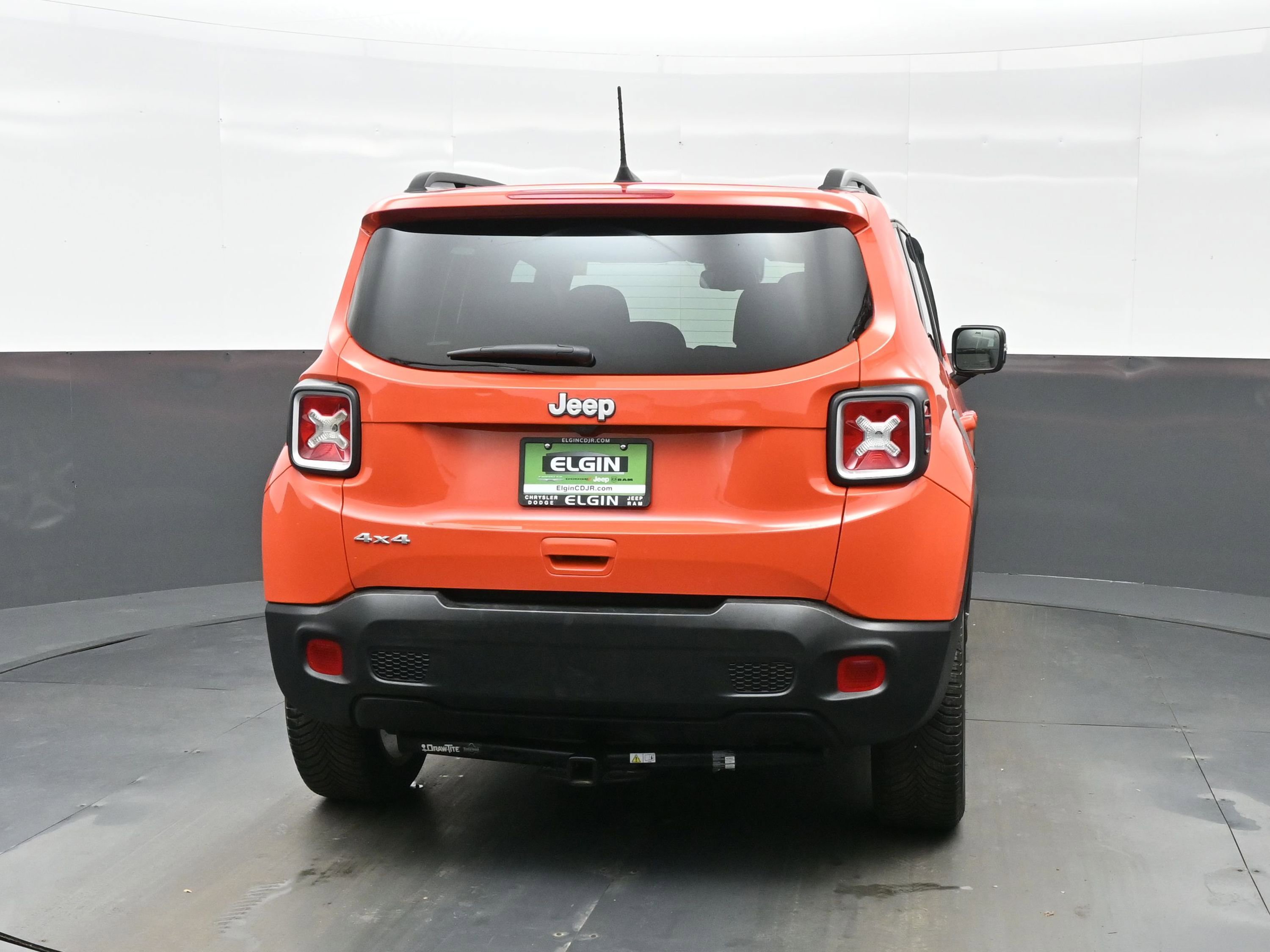 Used 2021 Jeep Renegade Latitude AWD/4WD image 5