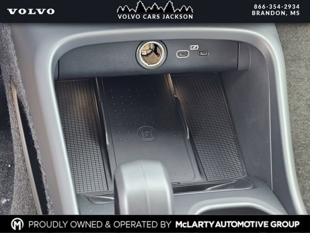 New 2026 Volvo XC40 B5 Core w/ Protection Package Premier AWD/4WD image 18