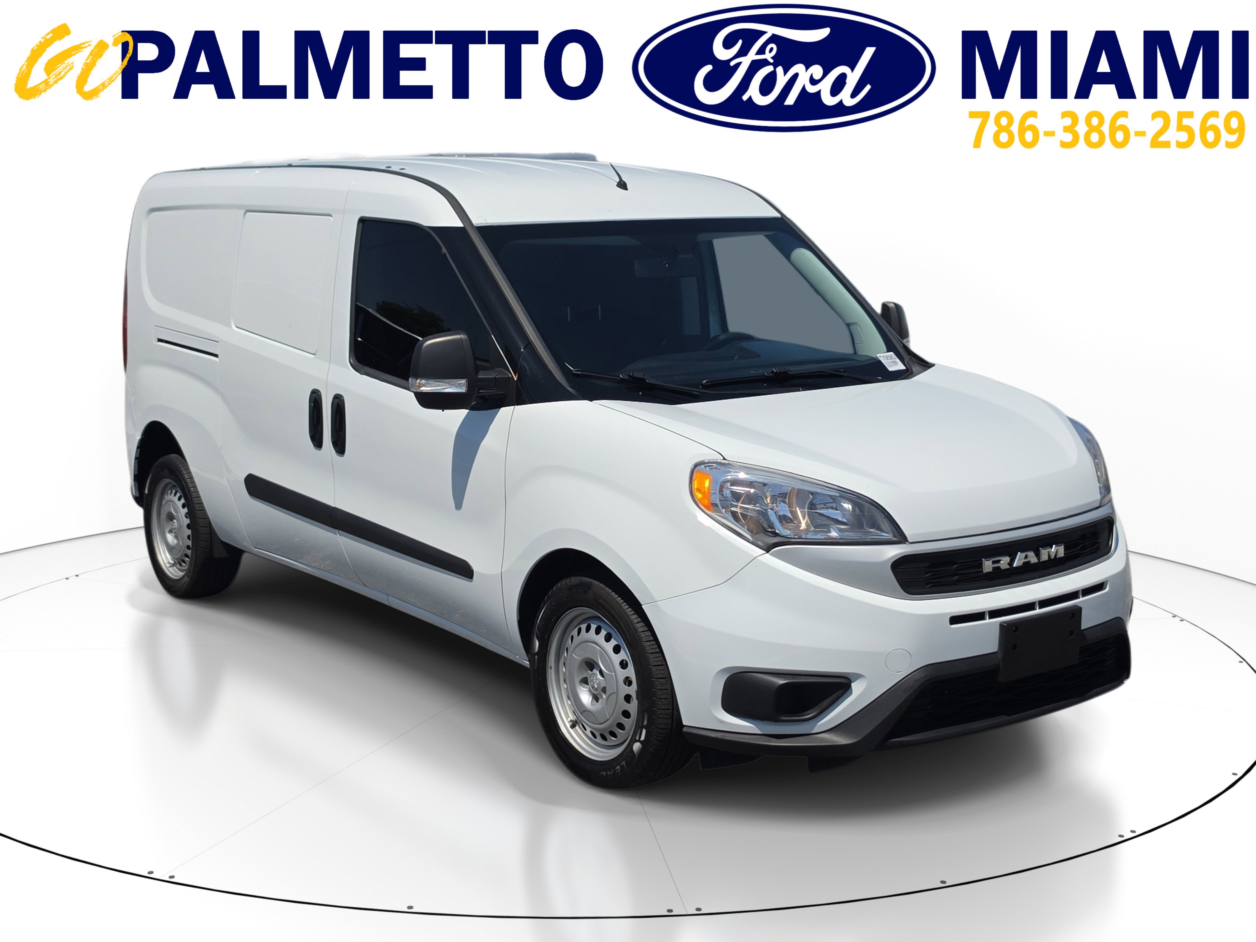 Used 2022 RAM ProMaster City Tradesman FWD image 1