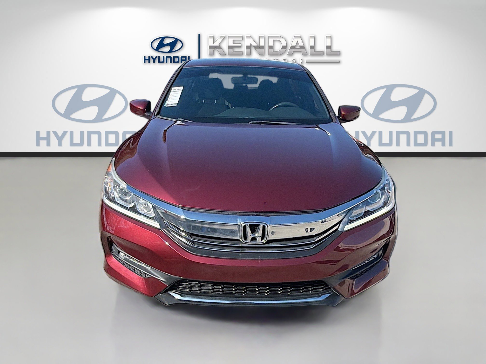 Used 2016 Honda Accord Sport image 2