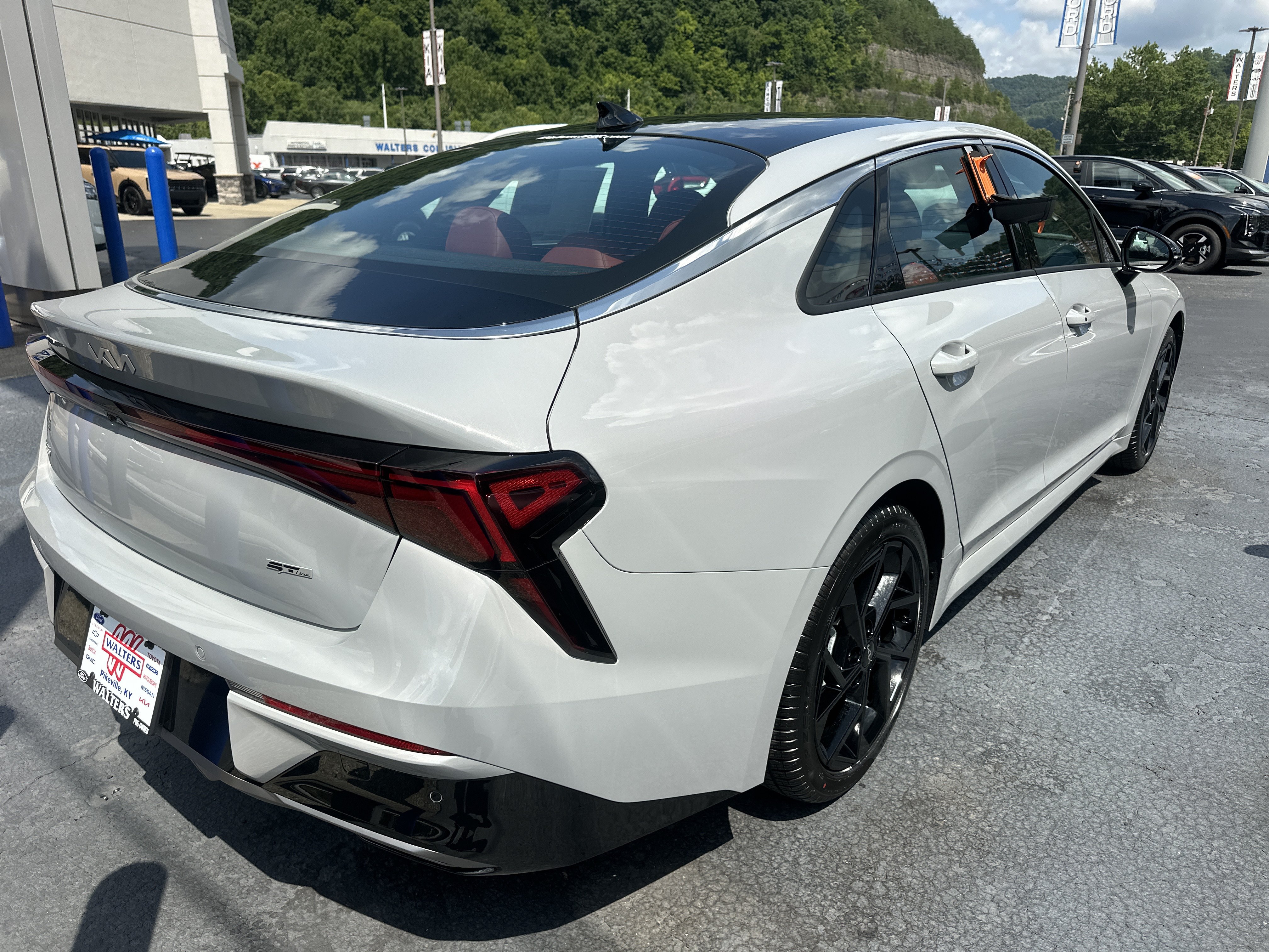 New 2026 Kia K5 GT-Line w/ GT-Line Premium Package AWD/4WD image 2