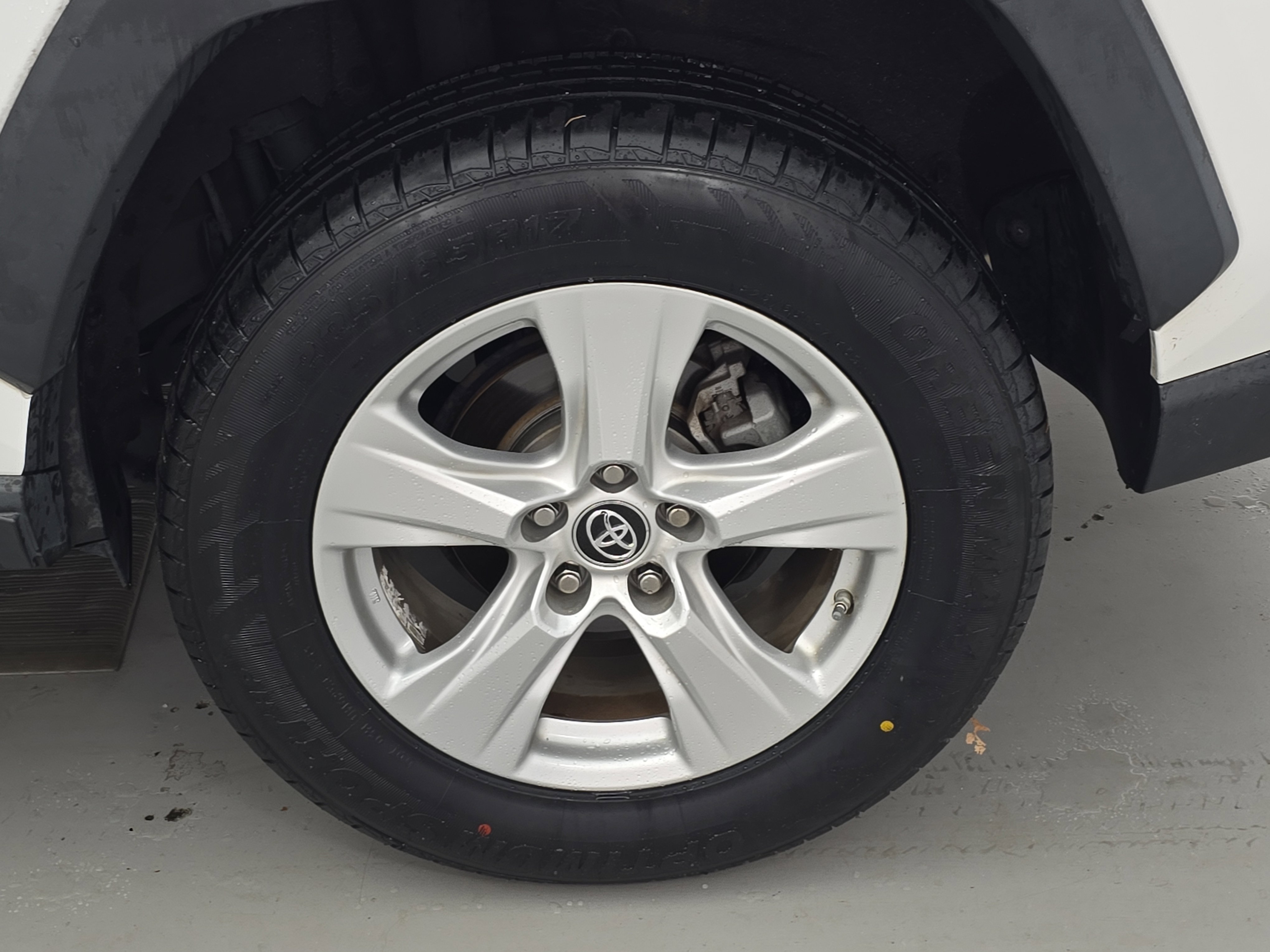 Used 2019 Toyota RAV4 XLE image 30