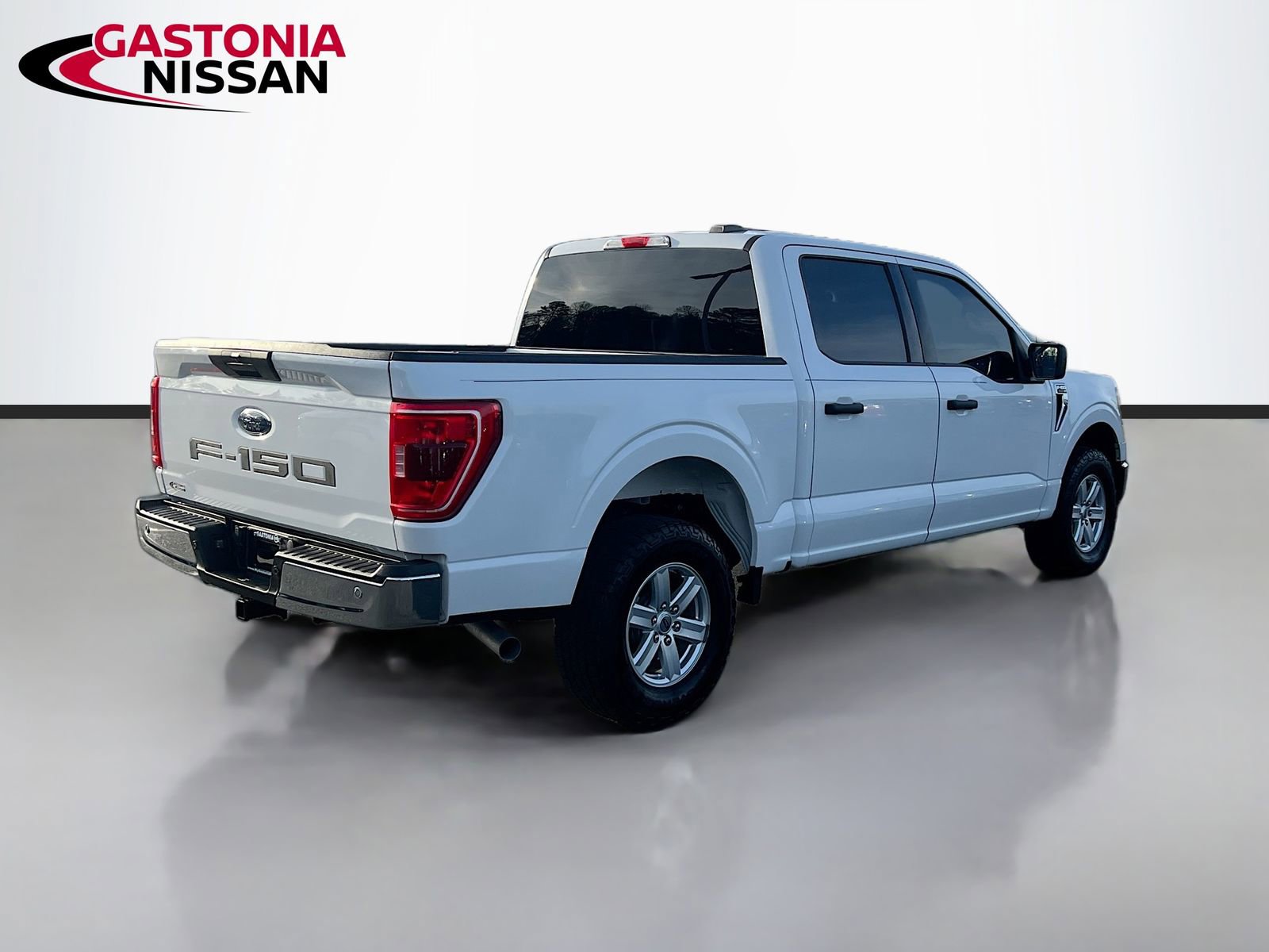 Used 2022 Ford F150 XLT w/ Equipment Group 301A Mid image 9