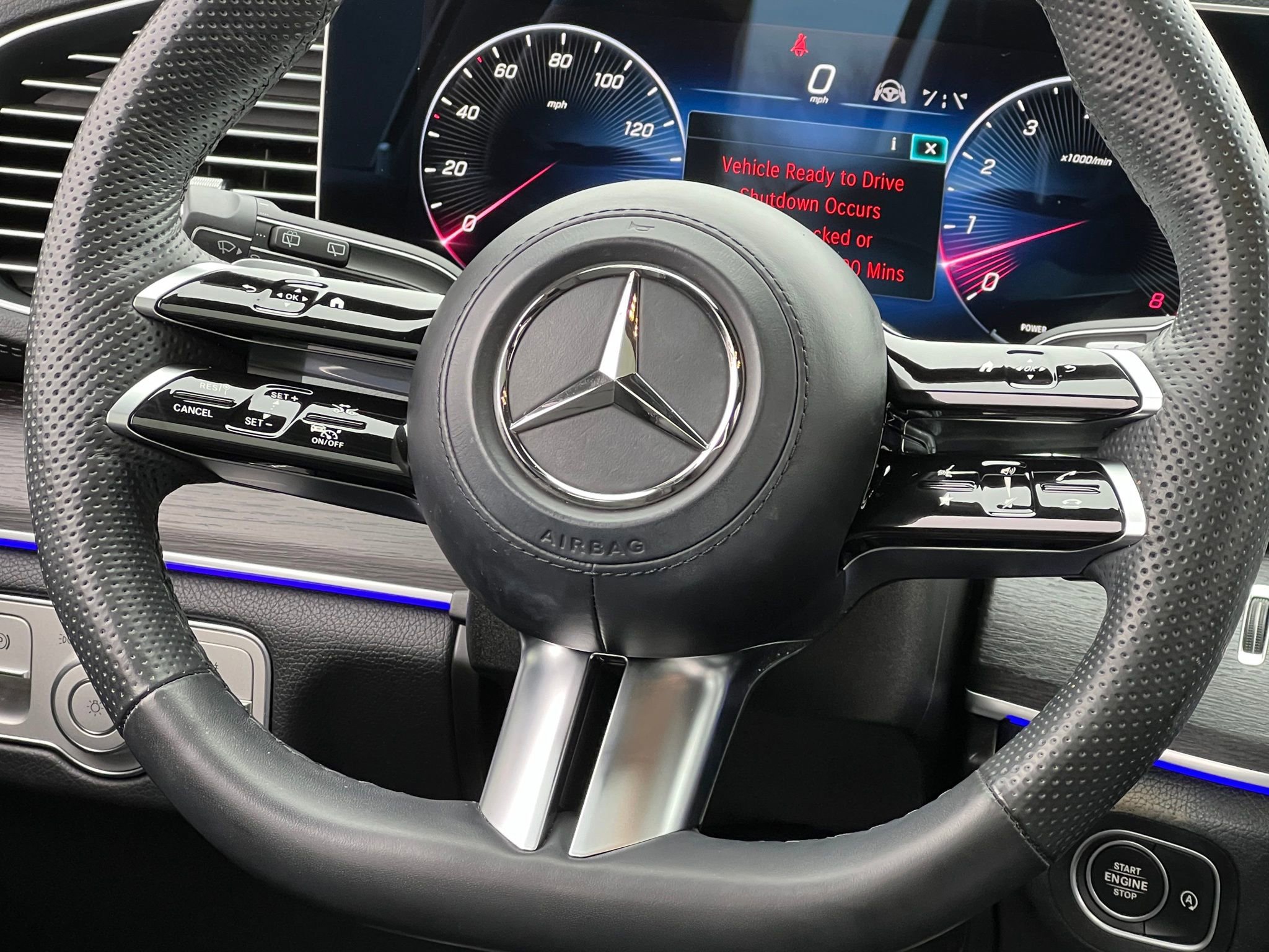 Used 2024 Mercedes-Benz GLS 450 4MATIC image 25