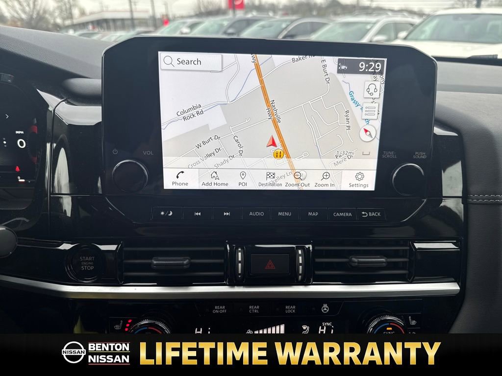 Used 2025 Nissan Pathfinder Platinum w/ Cargo Package image 18