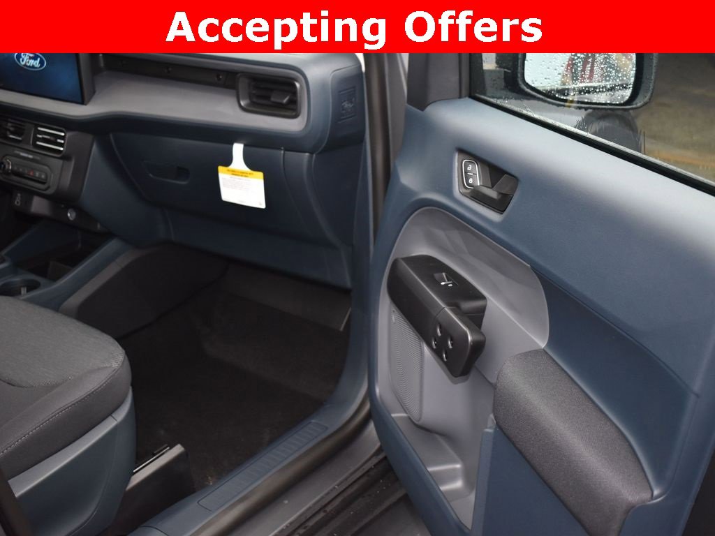 New 2025 Ford Maverick XL image 14