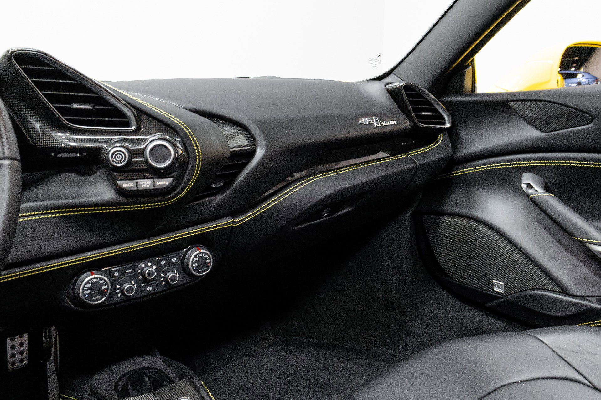 Used 2017 Ferrari 488 Spider image 14