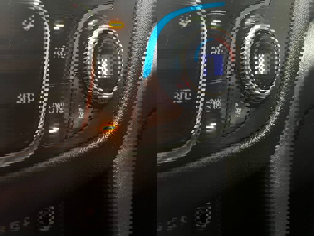 Used 2022 Chevrolet Equinox LT image 14