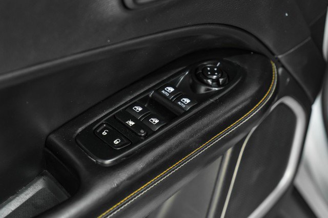 Used 2021 Jeep Compass Latitude AWD/4WD image 37