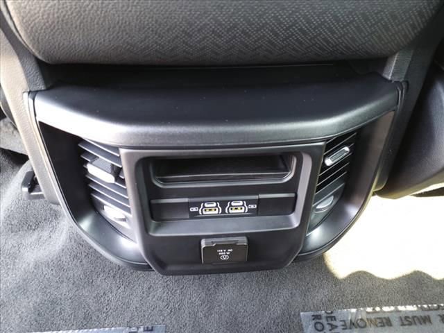 Used 2024 RAM 1500 Laramie image 9