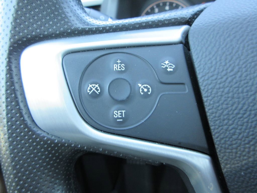 Used 2023 GMC Acadia SLE w/ Driver Convenience Package image 23