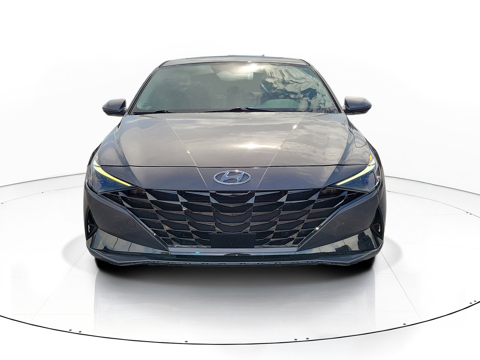 Used 2023 Hyundai Elantra Limited FWD image 2