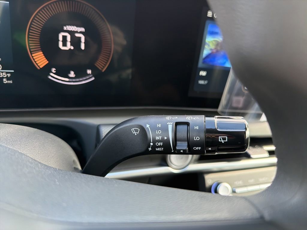 New 2026 Hyundai Tucson SE image 32