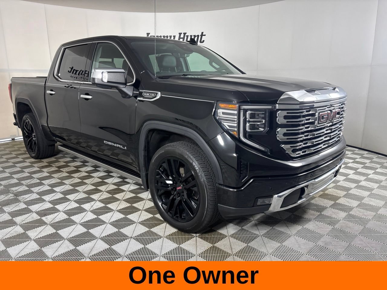 Used 2023 GMC Sierra 1500 Denali w/ Denali Reserve Package AWD/4WD image 4