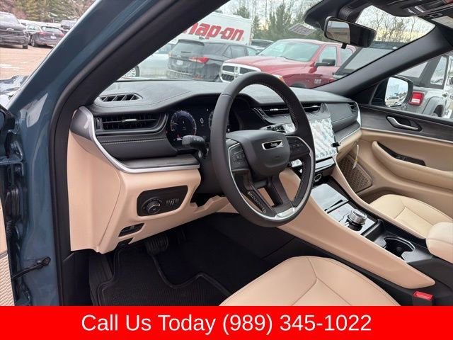 New 2026 Jeep Grand Cherokee Limited w/ Trailer Tow Package image 13