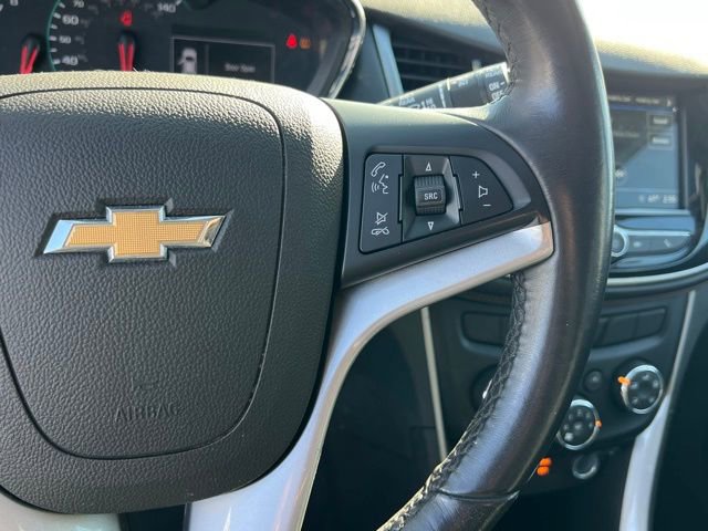 Used 2019 Chevrolet Trax LT w/ Sun & Sound Package image 23