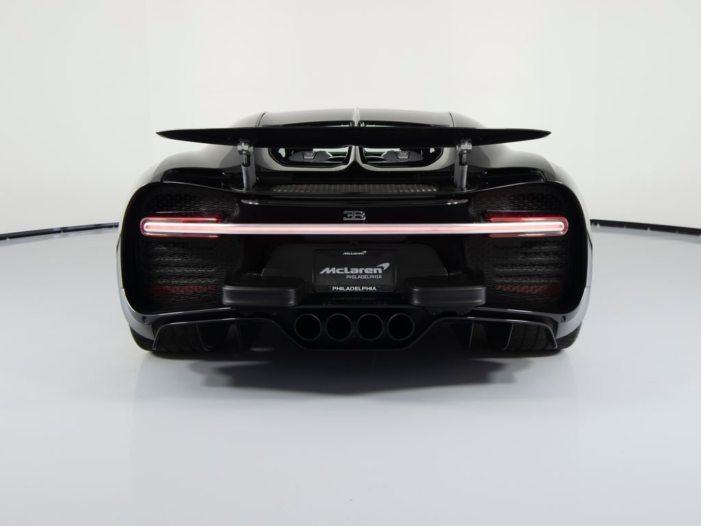Used 2019 Bugatti Chiron image 14