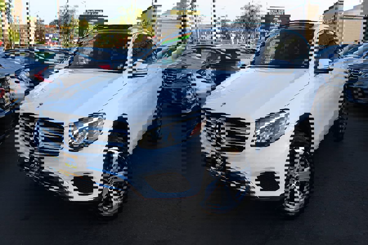 Used 2019 Mercedes-Benz GLC 300 4MATIC image 43