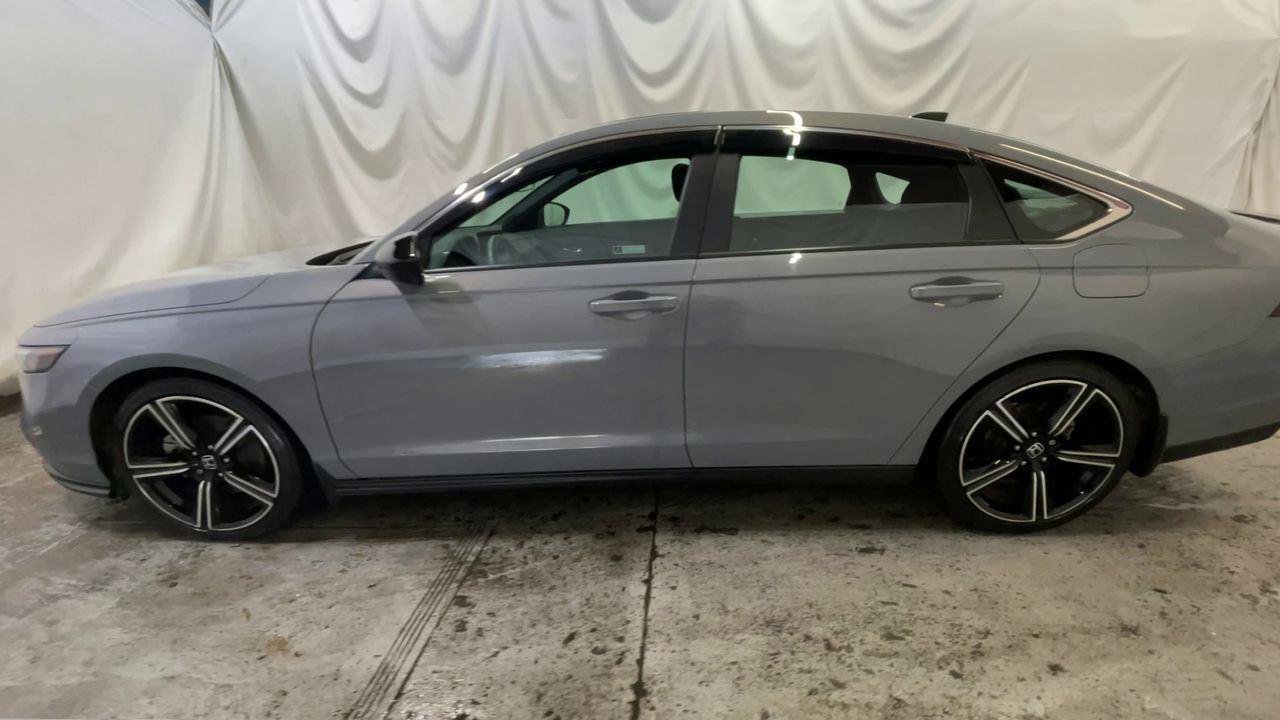 Certified 2025 Honda Accord Sport image 5