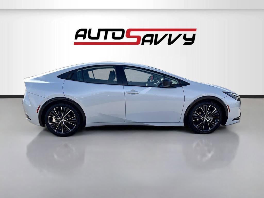 Used 2026 Toyota Prius Limited image 8