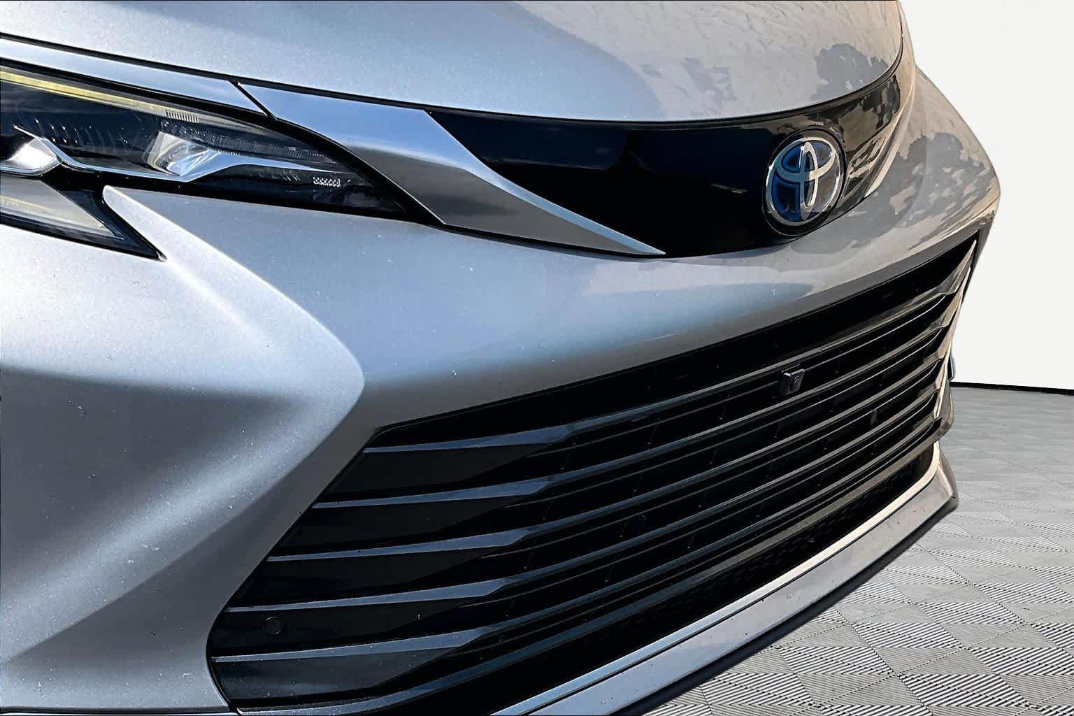 Certified 2023 Toyota Sienna Platinum FWD image 30