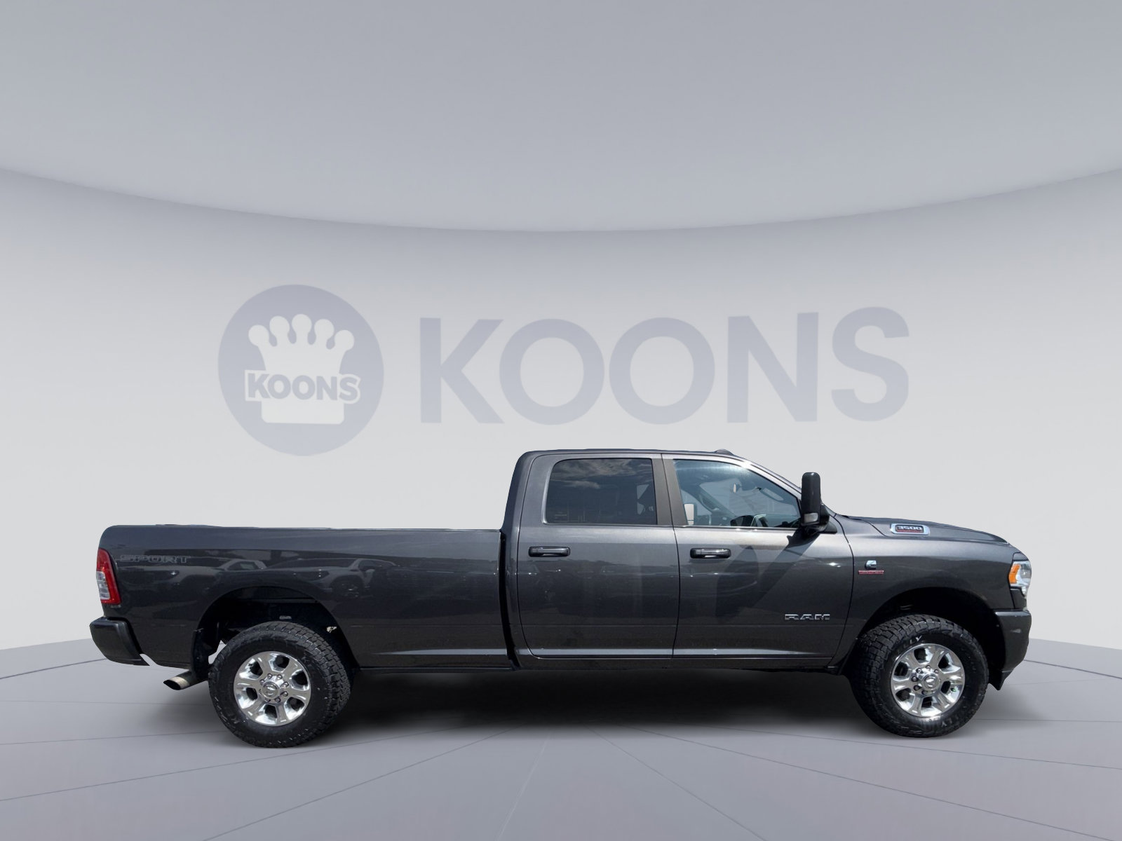 Used 2022 RAM 3500 Big Horn w/ Towing Technology Group B AWD/4WD image 8
