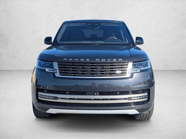 Used 2023 Land Rover Range Rover SE AWD/4WD image 2