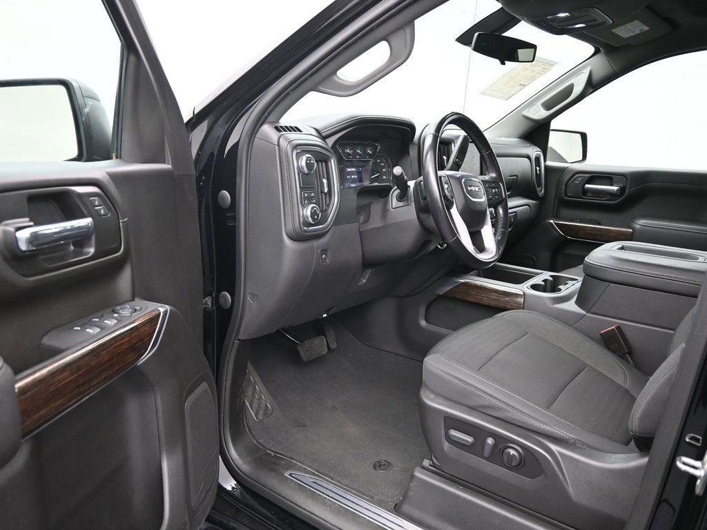 Used 2021 GMC Sierra 1500 Elevation w/ LPO, Elevation Black Package image 10