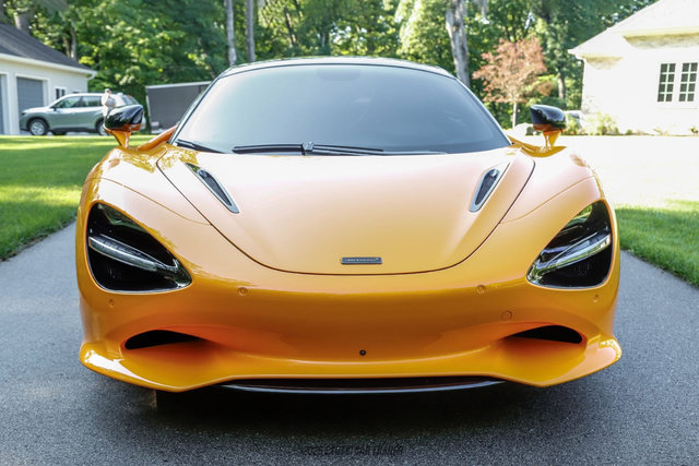 Used 2026 McLaren 750S Spider RWD image 19