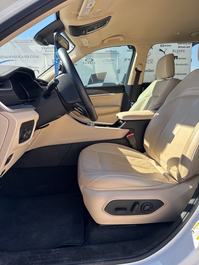 Used 2021 Jeep Grand Cherokee L Limited image 9