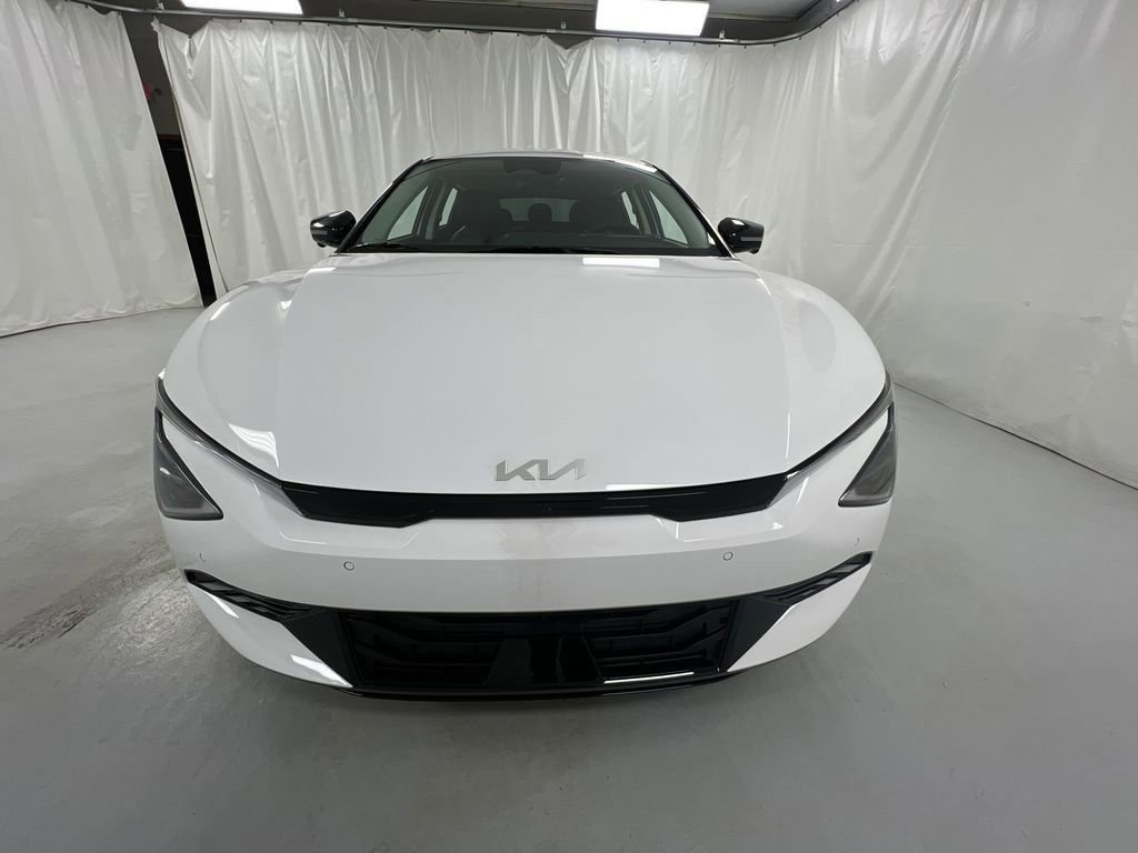 New 2025 Kia EV6 Wind image 36