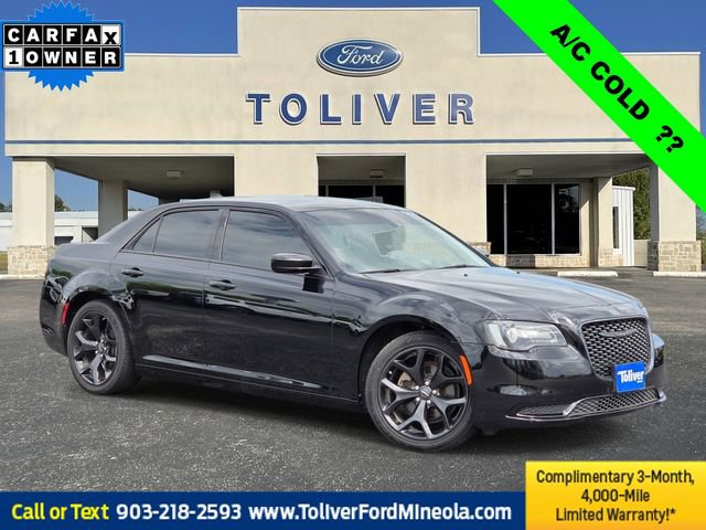 Used 2022 Chrysler 300 Touring w/ Sport Appearance Package