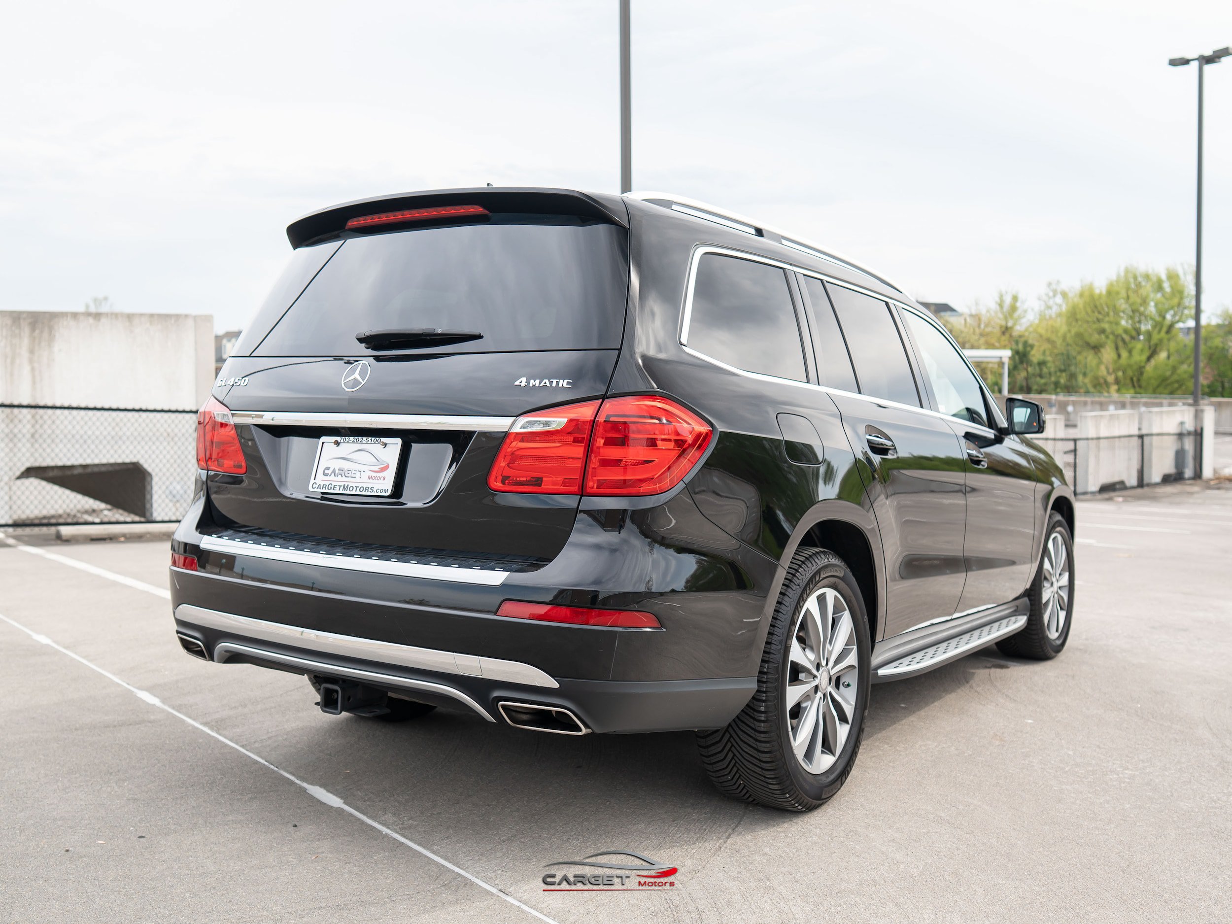 Used 2015 Mercedes-Benz GL 450 4MATIC w/ Designo Black Leather Package image 7