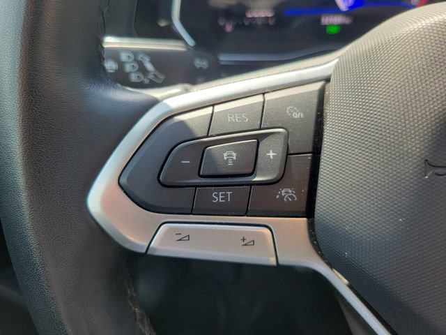 Used 2023 Volkswagen Jetta SE w/ Panoramic Sunroof Package FWD image 22