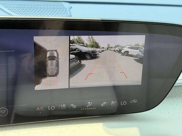 New 2026 Buick Enclave Avenir w/ Super Cruise Package AWD/4WD image 16