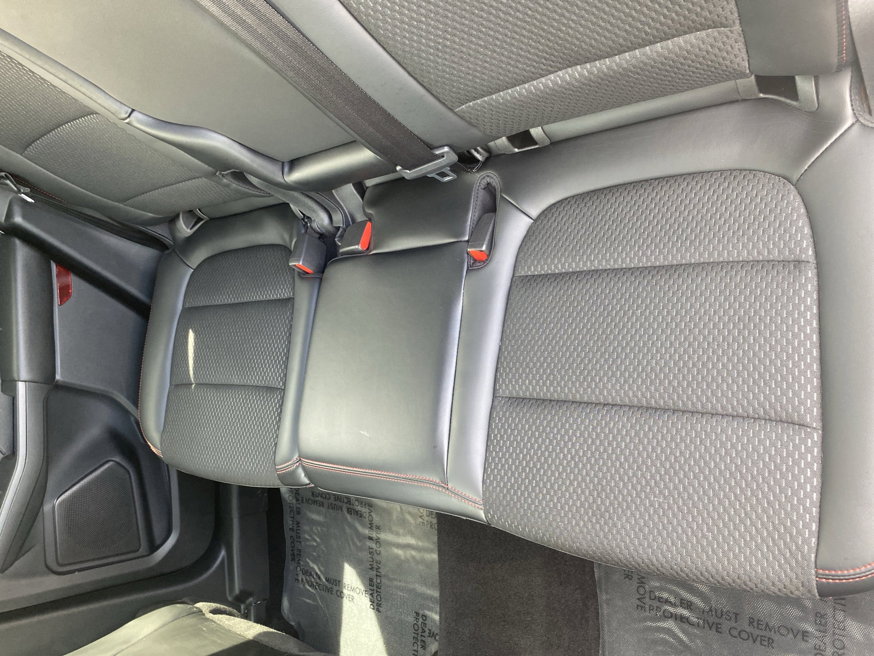 Used 2025 Ford Escape ST-Line w/ Cold Weather Package image 12