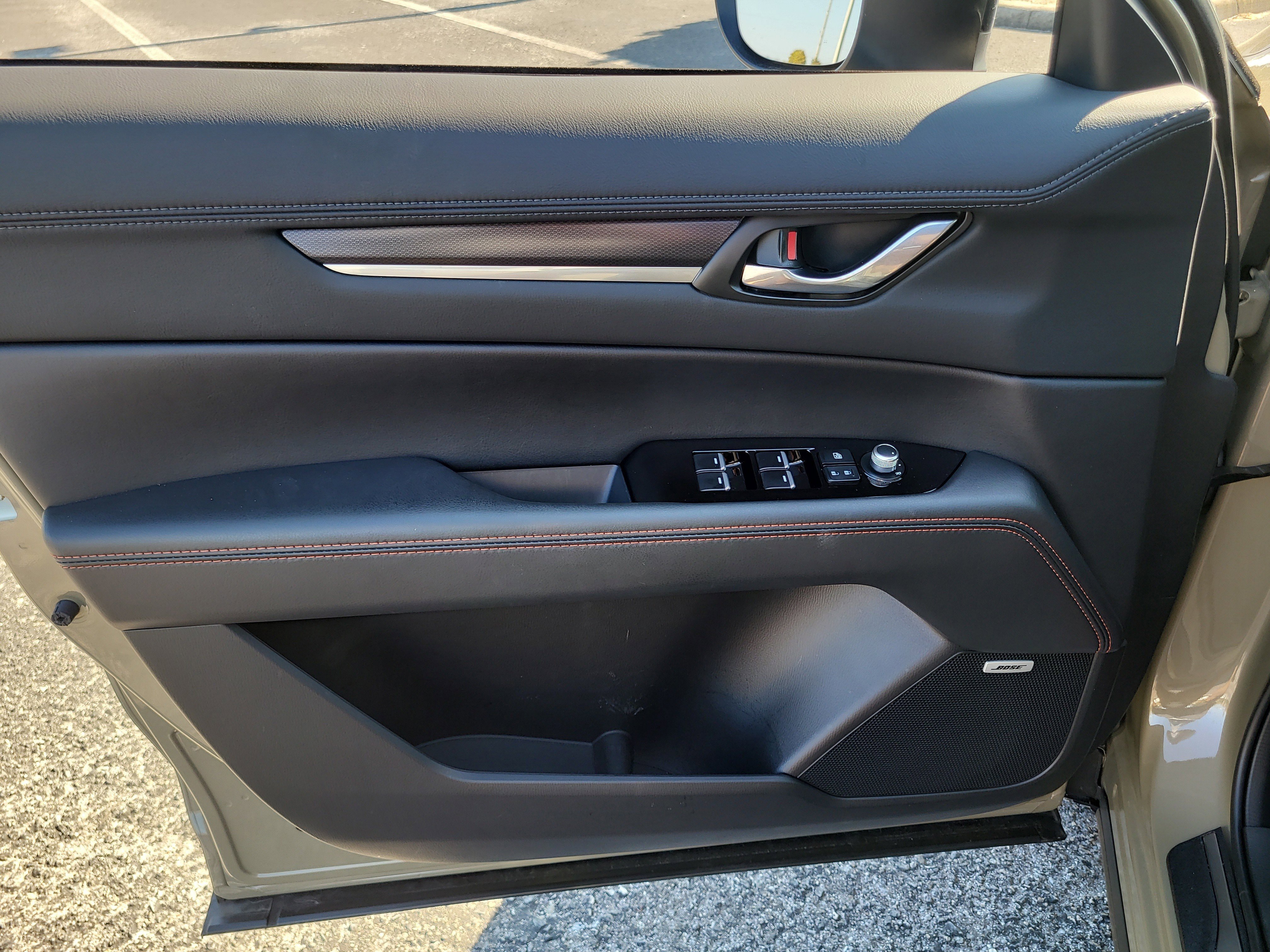 Used 2025 MAZDA CX-5 Carbon Edition image 17