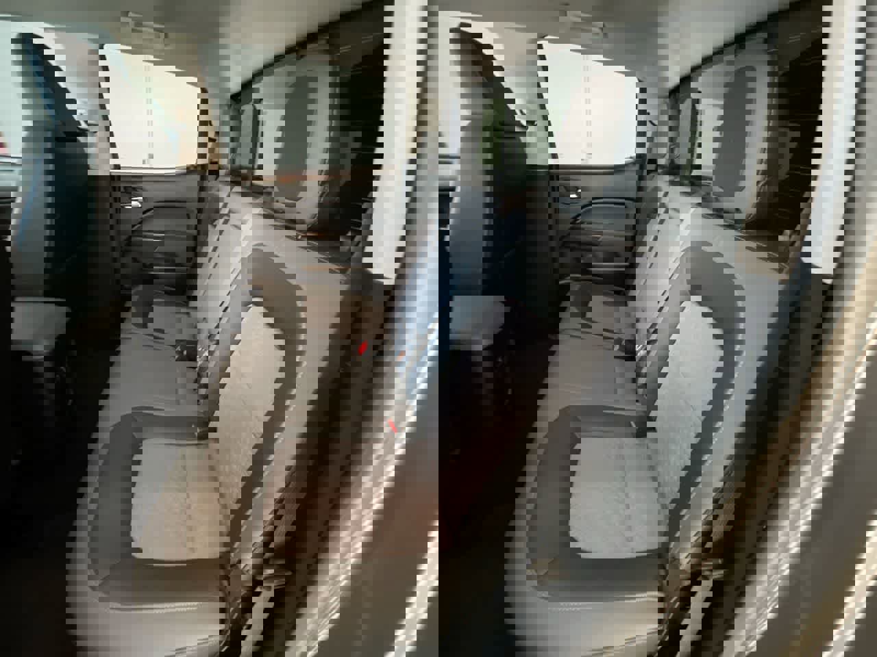 Used 2016 Chevrolet Colorado Z71 AWD/4WD image 22