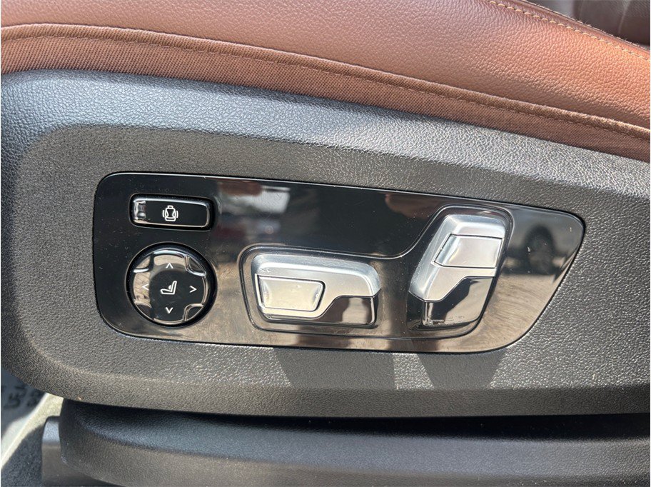 Used 2020 BMW X5 M50i AWD/4WD image 20