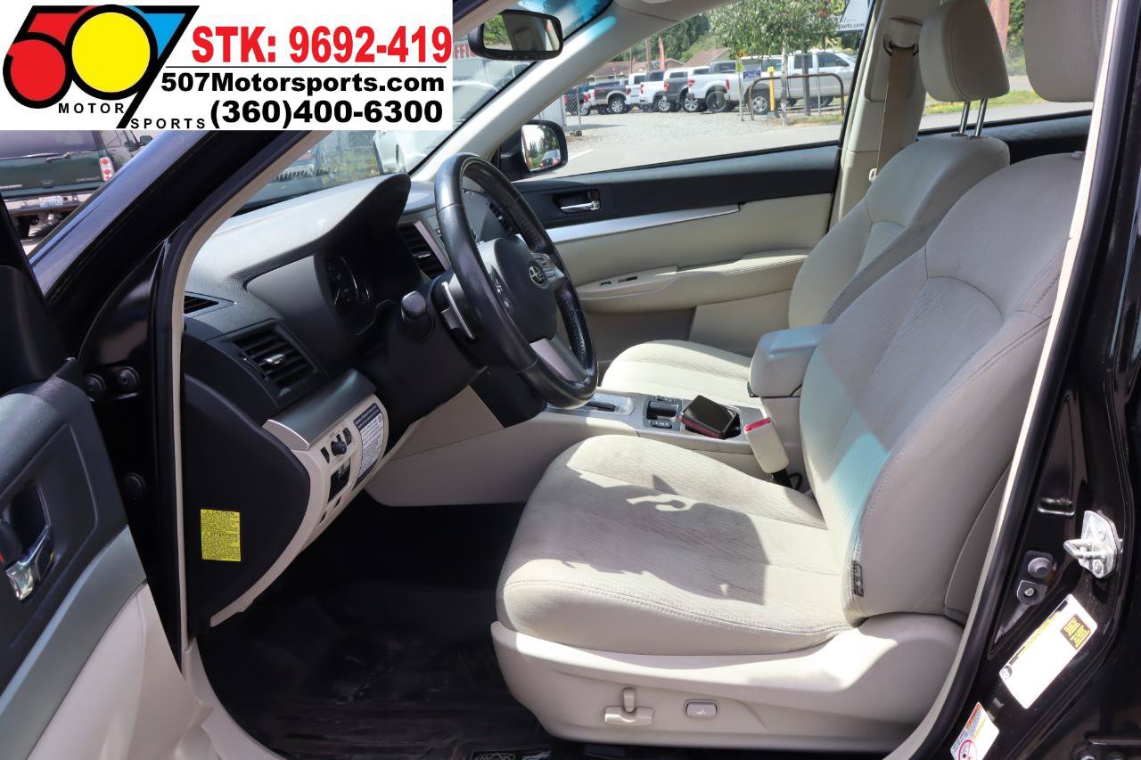 Used 2011 Subaru Legacy 2.5i Premium AWD/4WD image 12