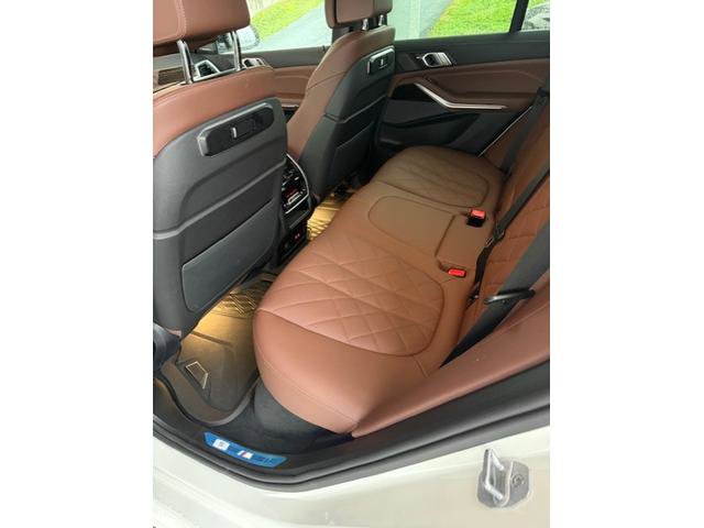 Certified 2026 BMW X5 xDrive50e w/ M Sport Package image 7